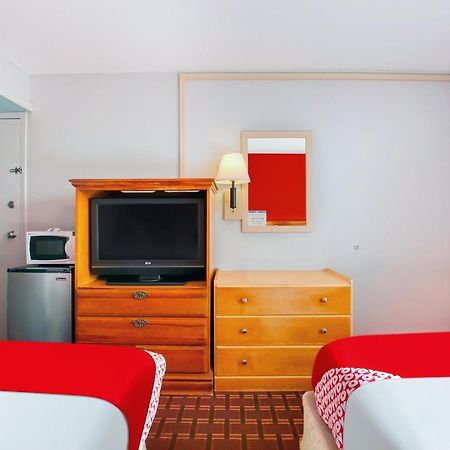 Oyo Hotel Houston Southwest I-69 Экстерьер фото